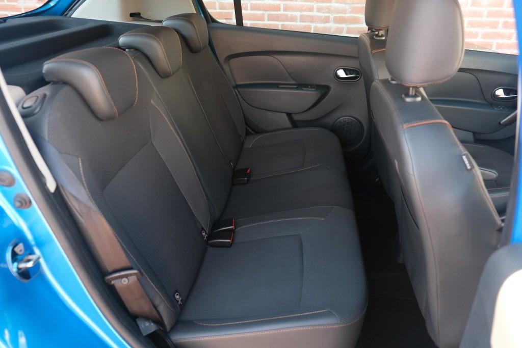 Dacia Sandero Stepway 0.9 TCe 90pk | Navi | Airco | Cruise | Camera | PDC afbeelding 3
