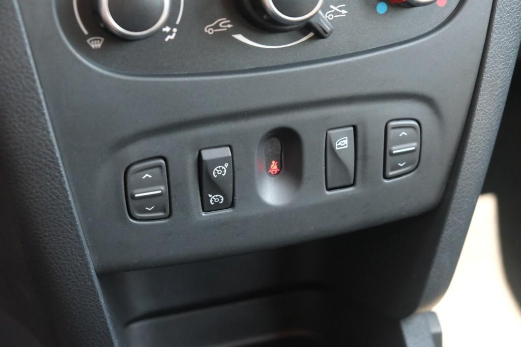 Dacia Sandero Stepway 0.9 TCe 90pk | Navi | Airco | Cruise | Camera | PDC afbeelding 18