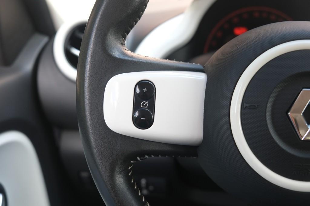 Renault Twingo 1.0 SCe 71pk Collection | Airco | Cruise | PDC | Stoelverwarming afbeelding 9