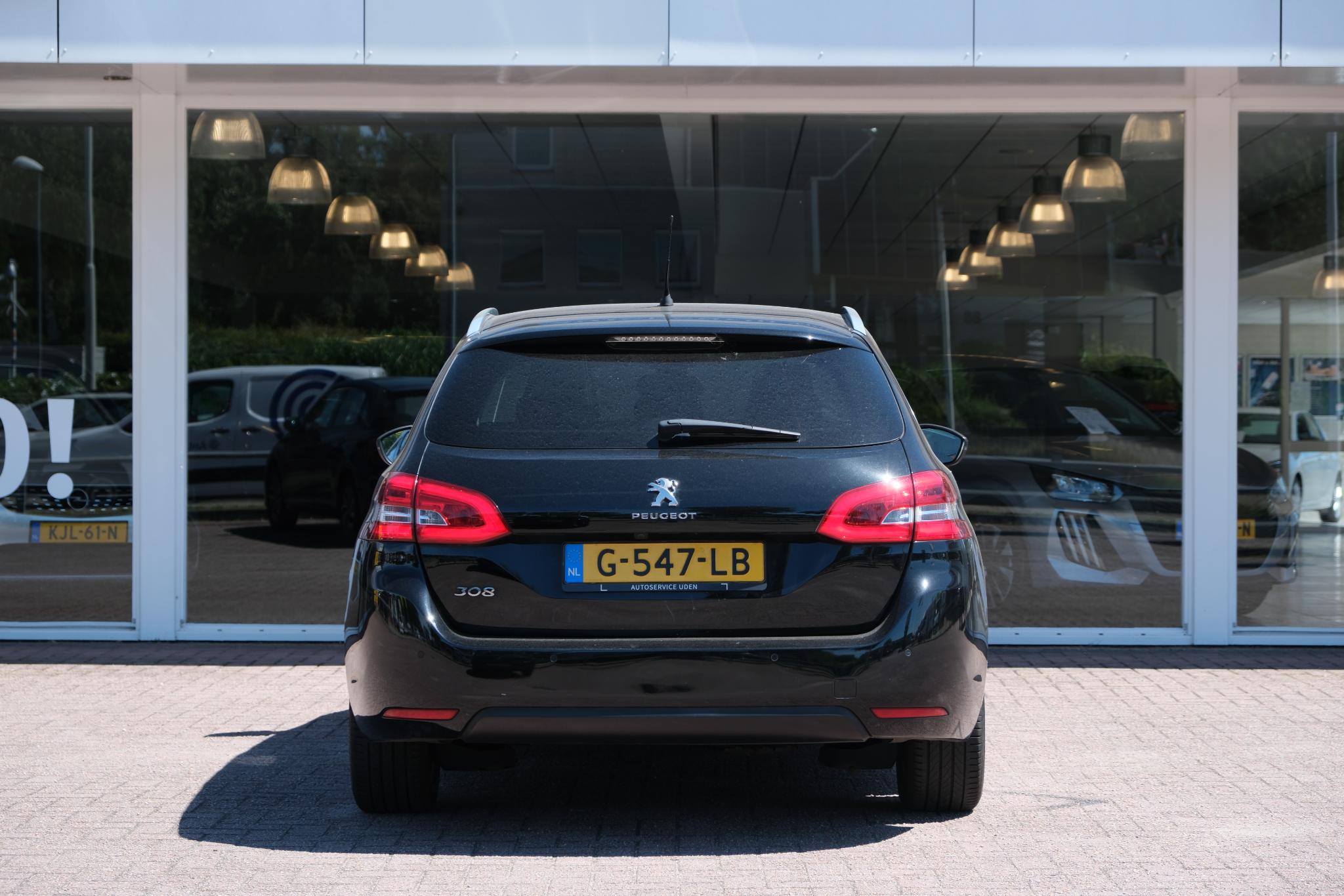 Peugeot 308 SW 1.5 BlueHDi 131pk Aut. Blue Lease Premium | Navi | Climate | Cruise | Leder | Panoramadak afbeelding 5