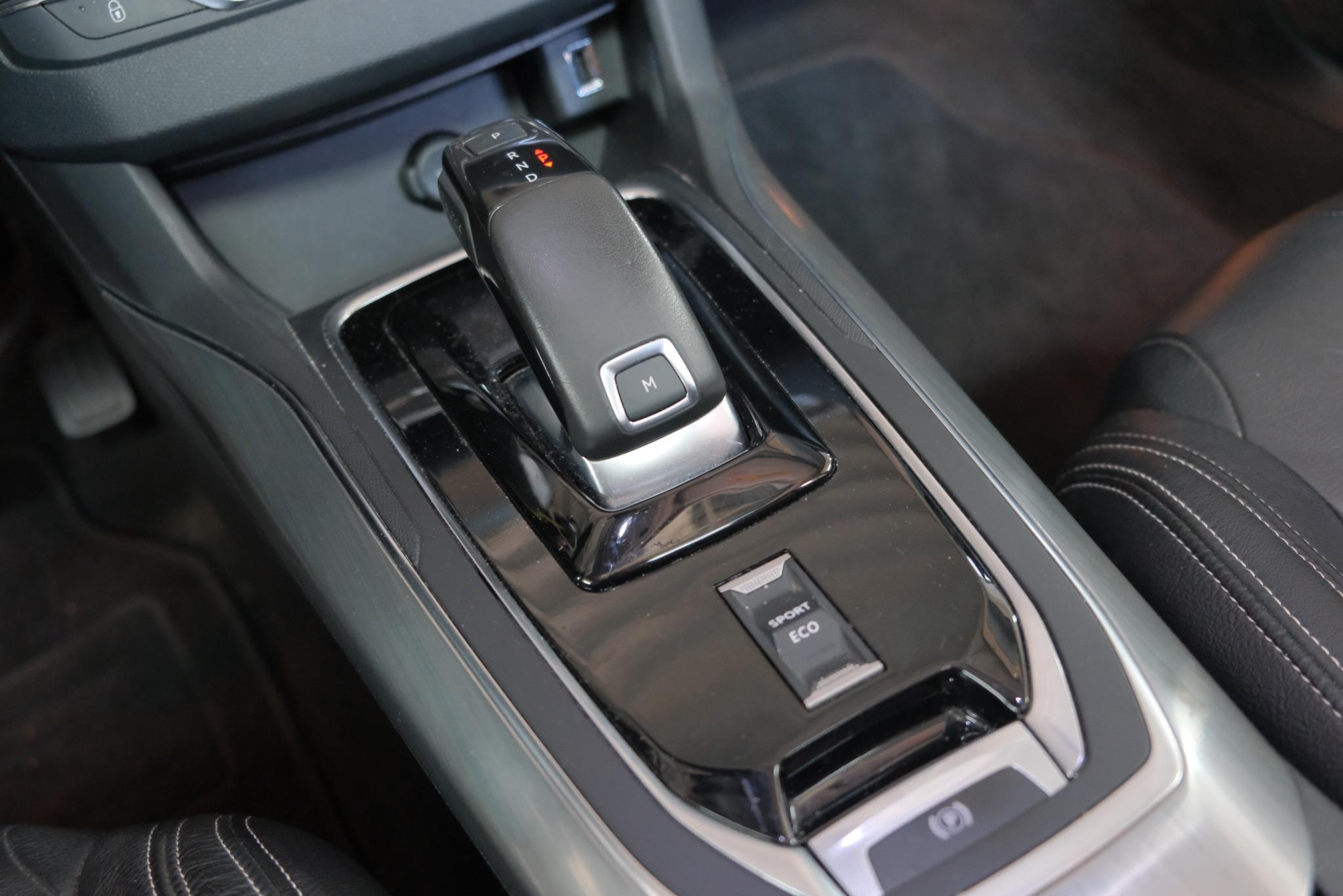 Peugeot 308 SW 1.5 BlueHDi 131pk Aut. Blue Lease Premium | Navi | Climate | Cruise | Leder | Panoramadak afbeelding 12