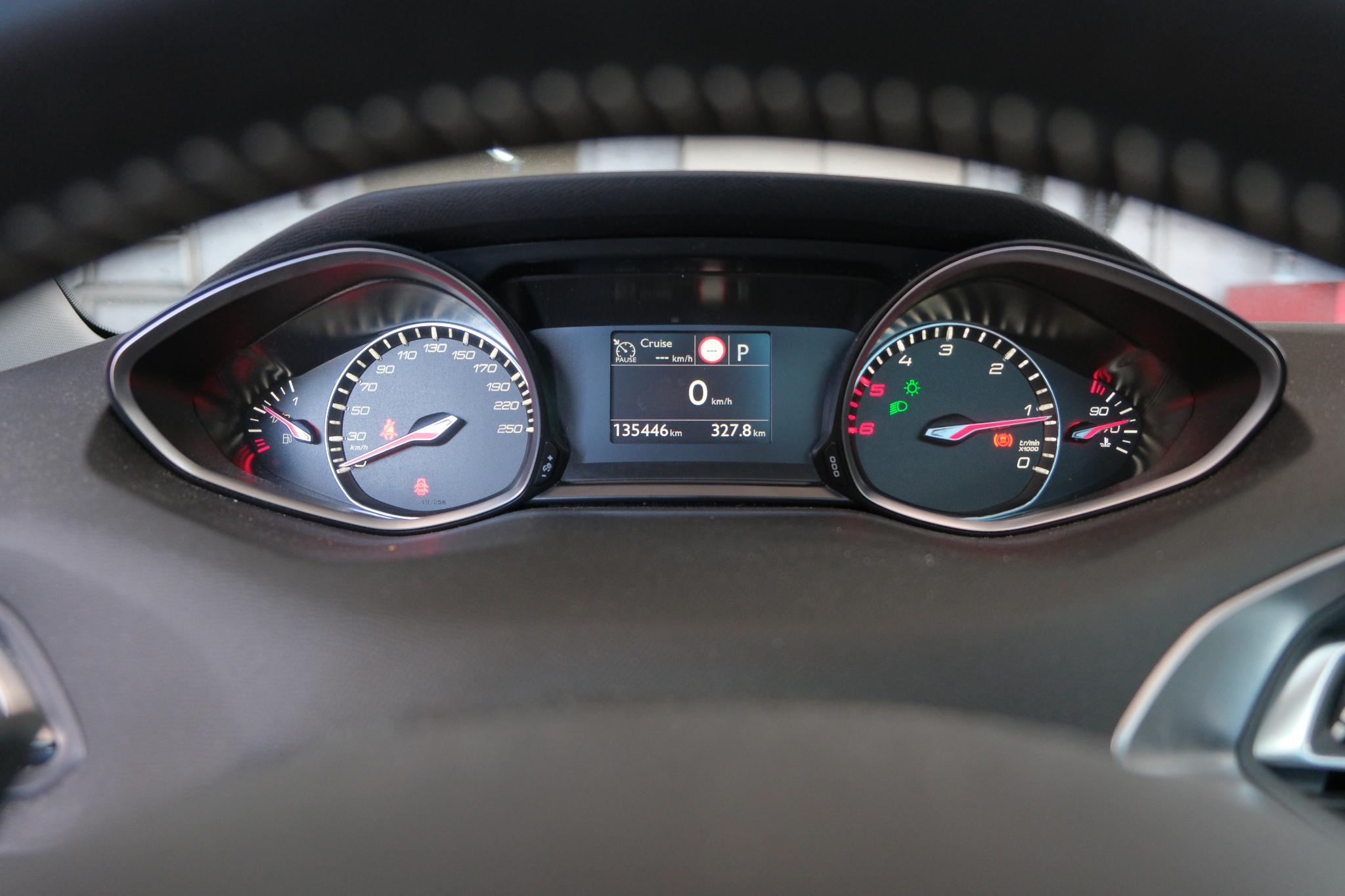 Peugeot 308 SW 1.5 BlueHDi 131pk Aut. Blue Lease Premium | Navi | Climate | Cruise | Leder | Panoramadak afbeelding 21