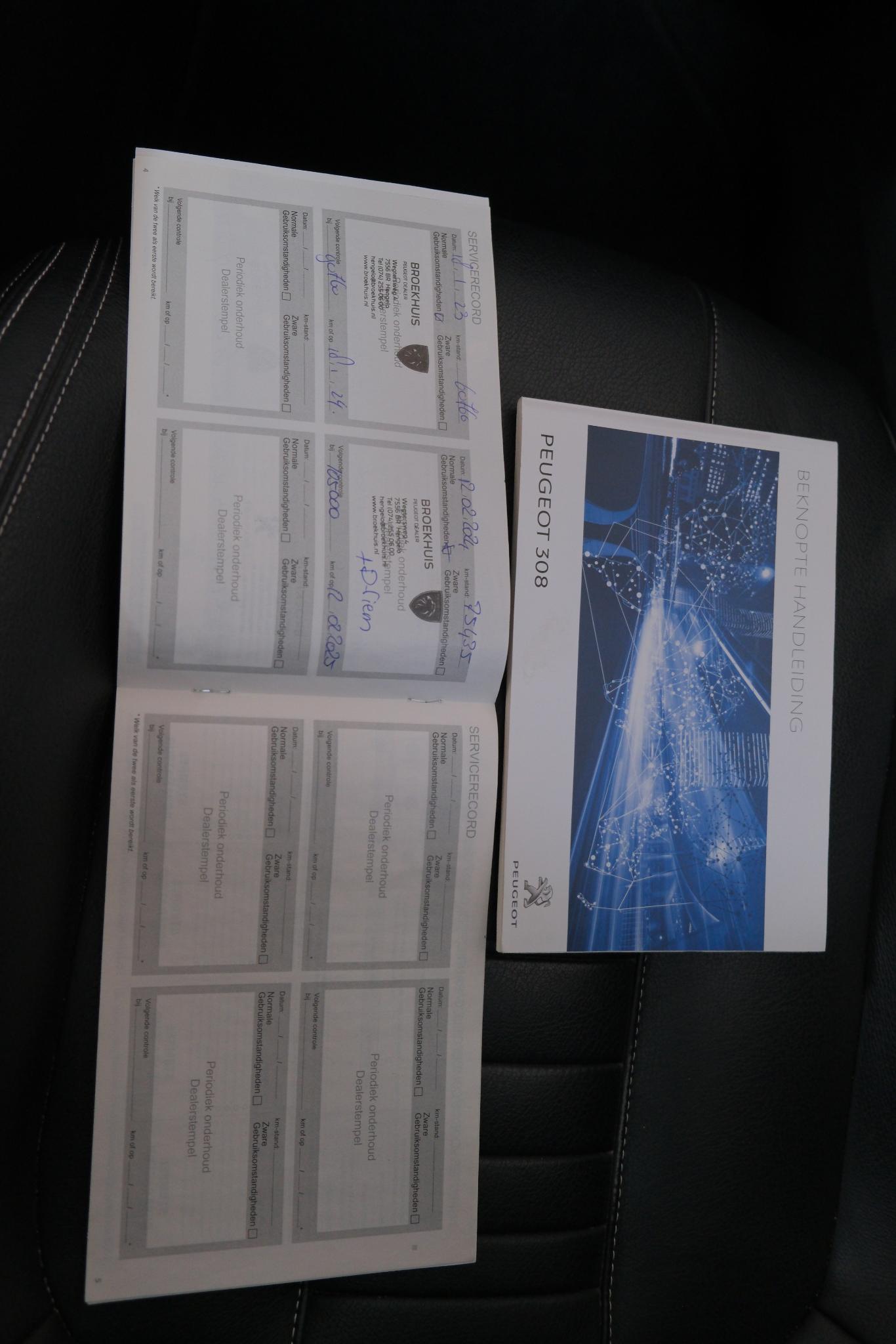 Peugeot 308 SW 1.5 BlueHDi 131pk Aut. Blue Lease Premium | Navi | Climate | Cruise | Leder | Panoramadak afbeelding 22