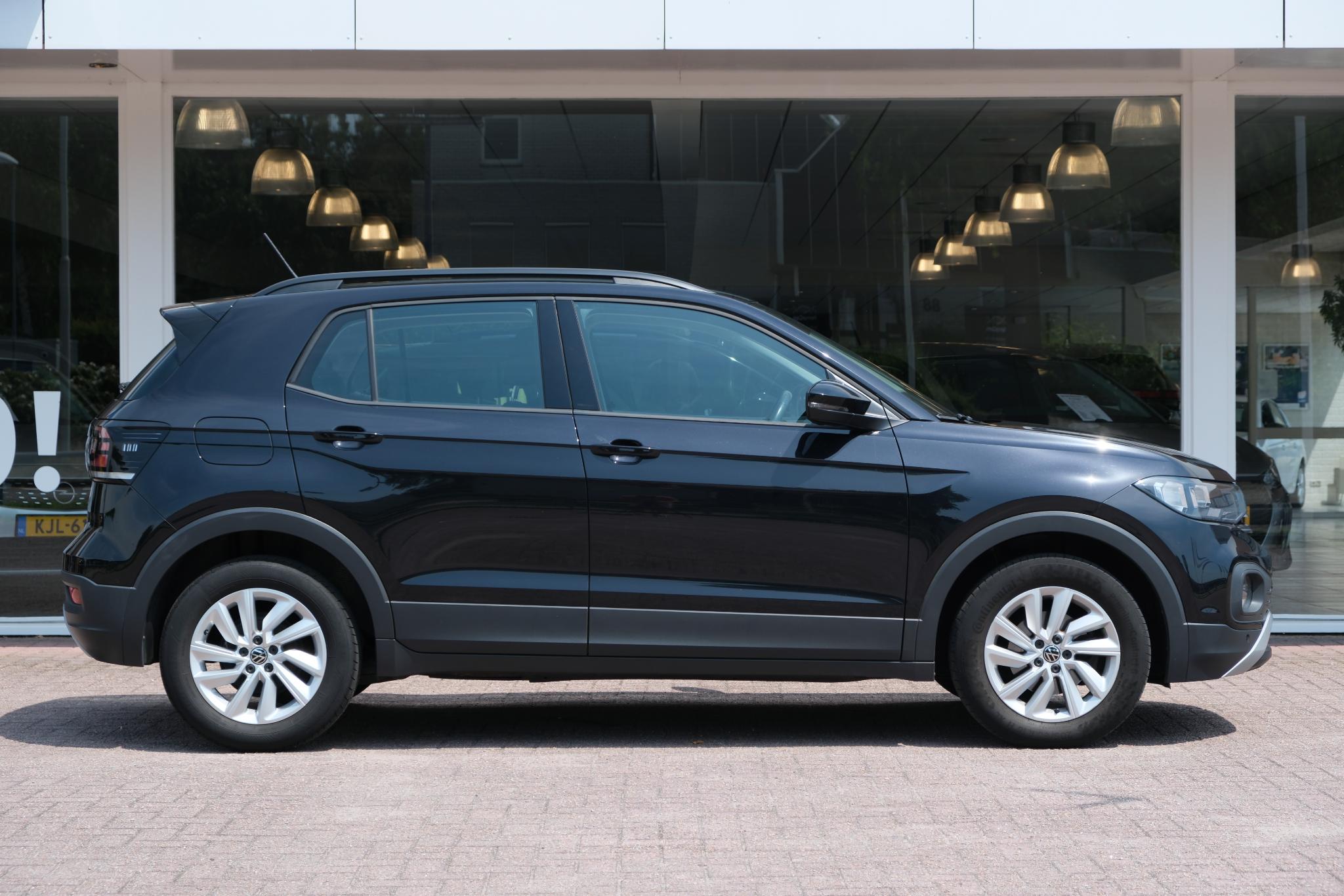 Volkswagen T-Cross 1.0 TSi 95pk Life Business | App Connect | Climate | Adaptive Cruise | Camera | PDC afbeelding 2