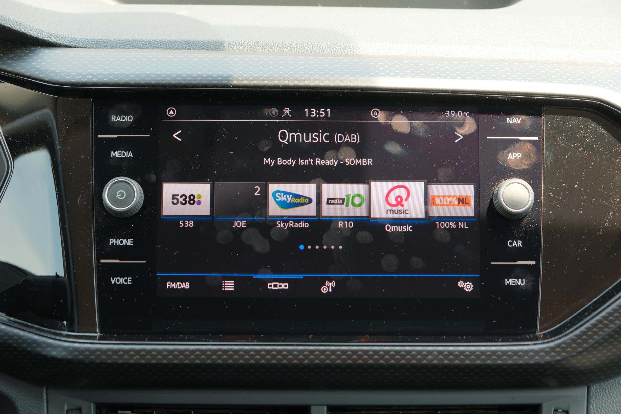 Volkswagen T-Cross 1.0 TSi 95pk Life Business | App Connect | Climate | Adaptive Cruise | Camera | PDC afbeelding 11
