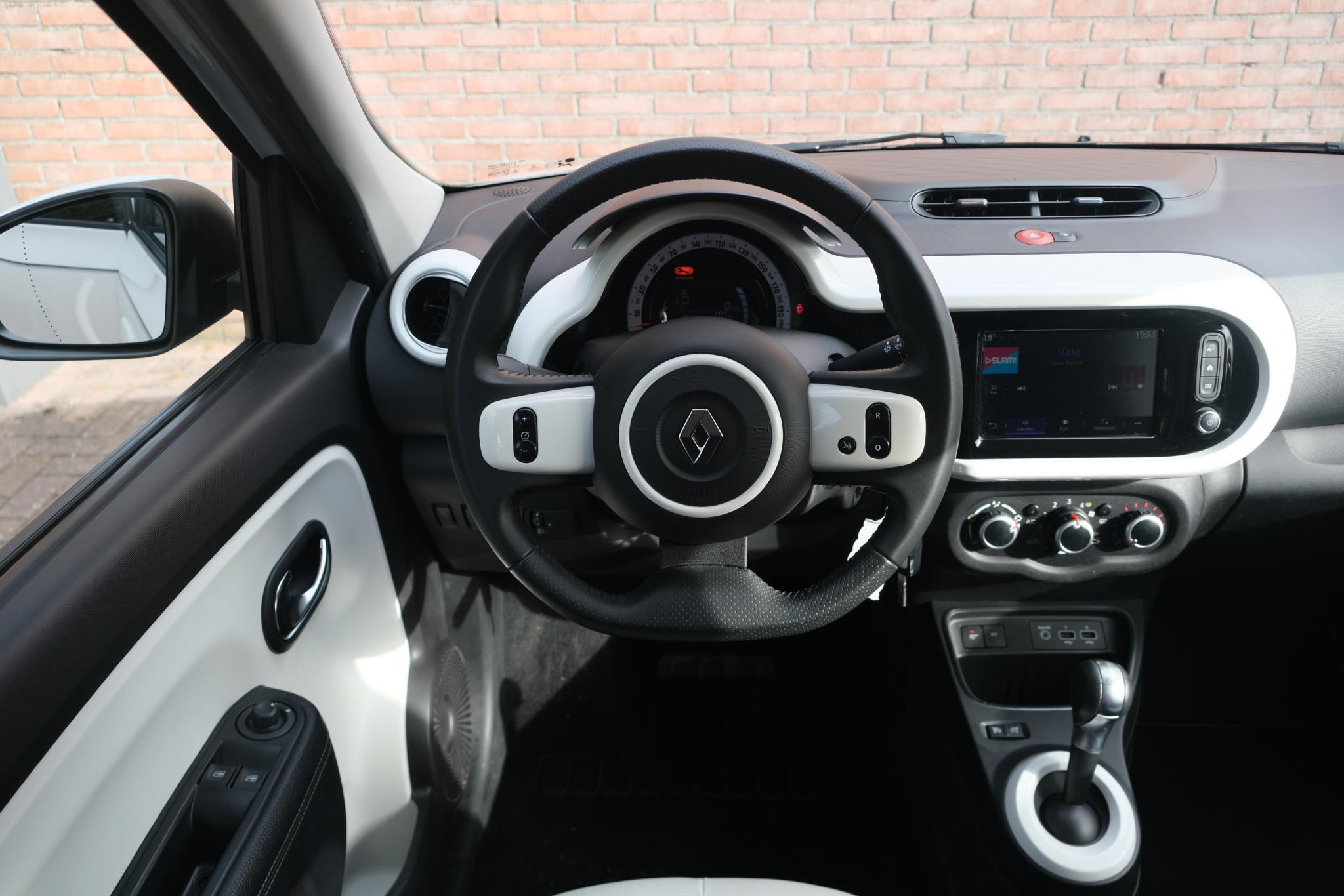 Renault Twingo 0.9 TCe 95pk EDC Intens Renault Twingo 0.9 TCe 95pk Aut. Intens | Apple CarPlay | Airco | Camera | Cruise | PDC afbeelding 7