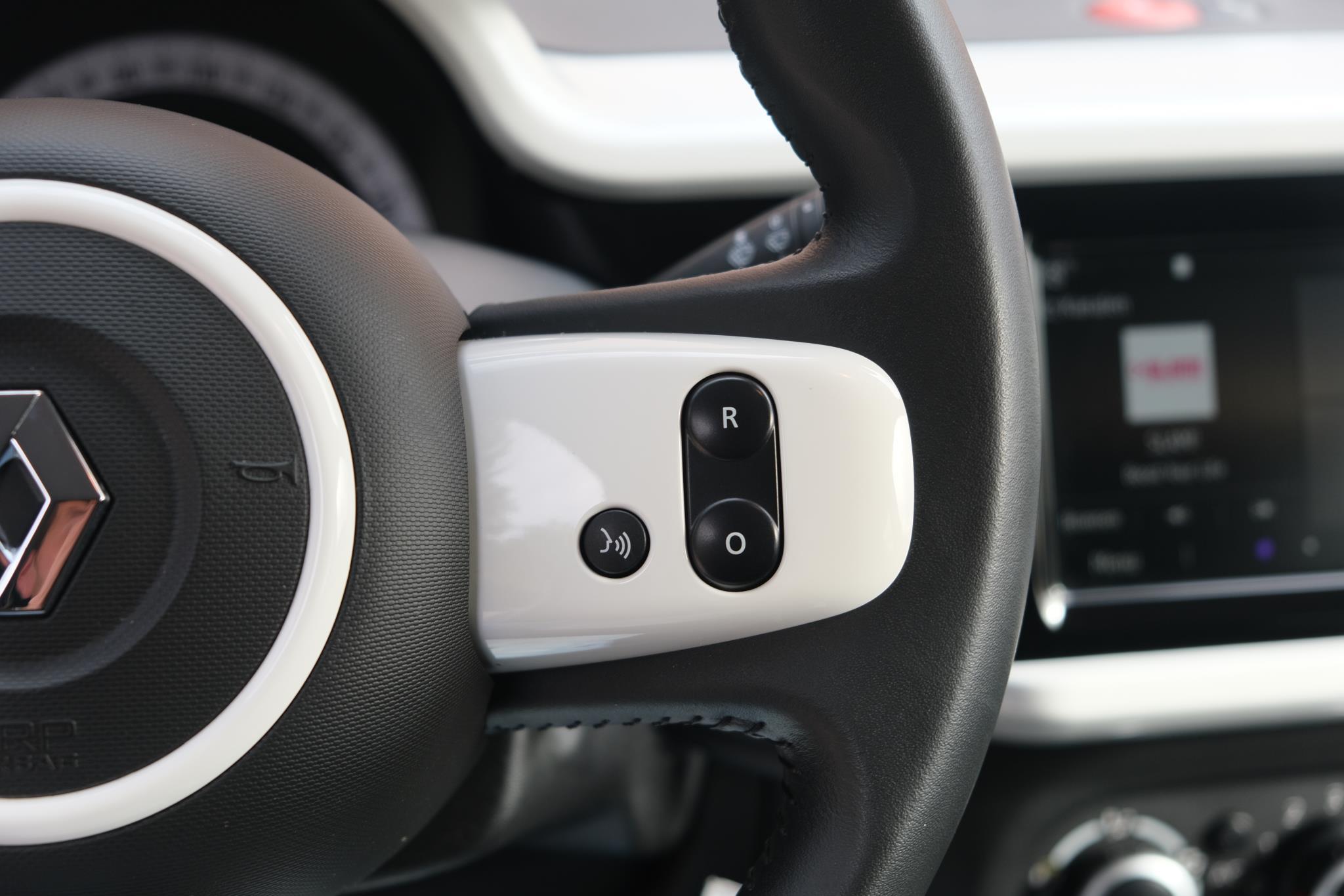 Renault Twingo 0.9 TCe 95pk EDC Intens Renault Twingo 0.9 TCe 95pk Aut. Intens | Apple CarPlay | Airco | Camera | Cruise | PDC afbeelding 11