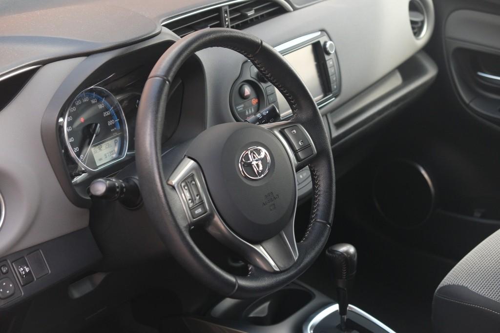Toyota Yaris 1.5 Hybrid 75pk CVT Dynamic | Climate | Cruise | Keyless | 16" velgen afbeelding 8