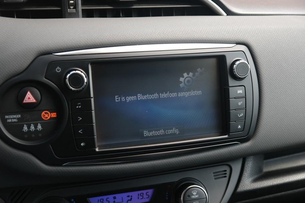 Toyota Yaris 1.5 Hybrid 75pk CVT Dynamic | Climate | Cruise | Keyless | 16" velgen afbeelding 18