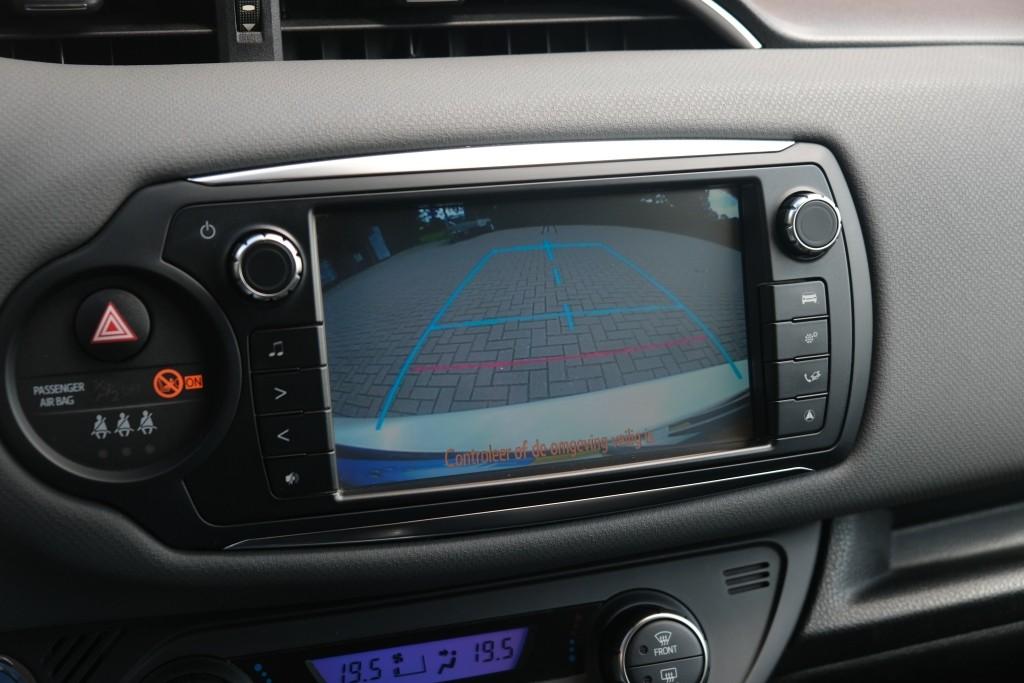 Toyota Yaris 1.5 Hybrid 75pk CVT Dynamic | Climate | Cruise | Keyless | 16" velgen afbeelding 19