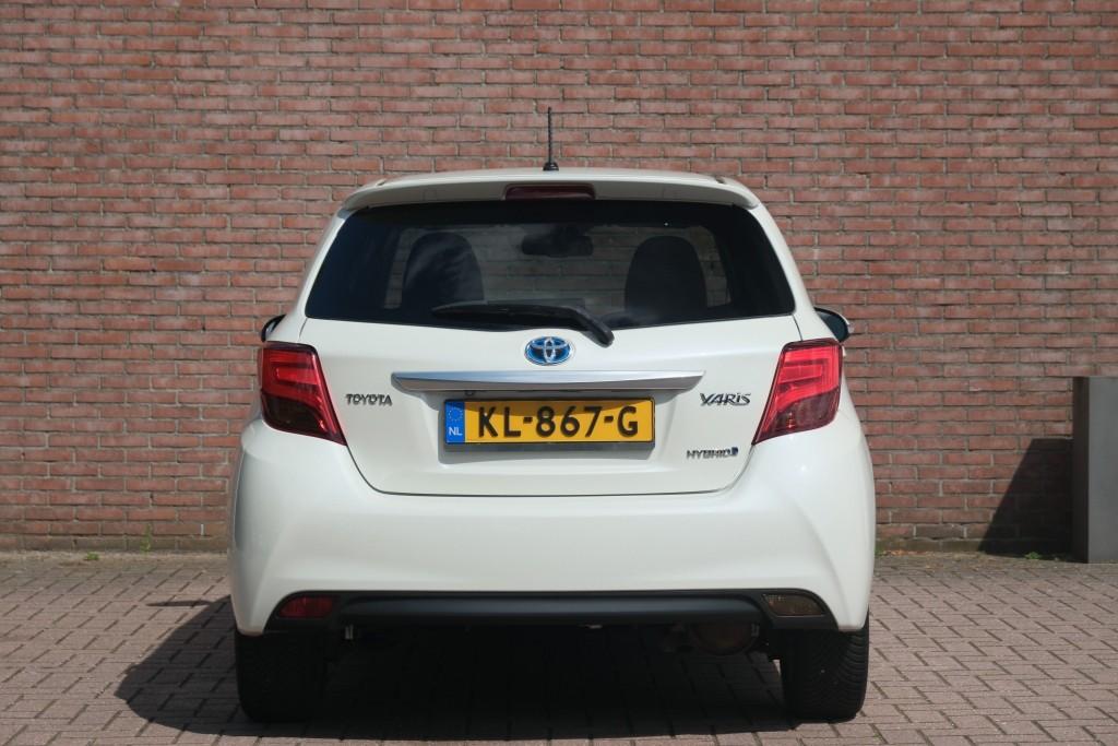 Toyota Yaris 1.5 Hybrid 75pk CVT Dynamic | Climate | Cruise | Keyless | 16" velgen afbeelding 30