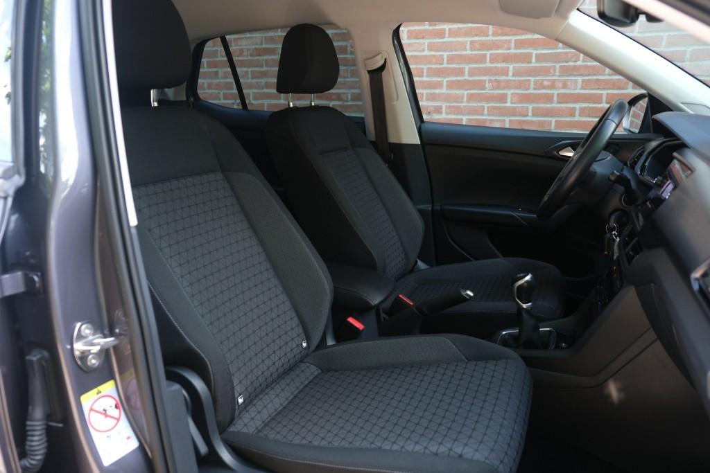 Volkswagen T-Cross 1.0 TSi 95pk Life | Navi | App Connect | Climate | Adaptive Cruise | DAB | PDC afbeelding 6