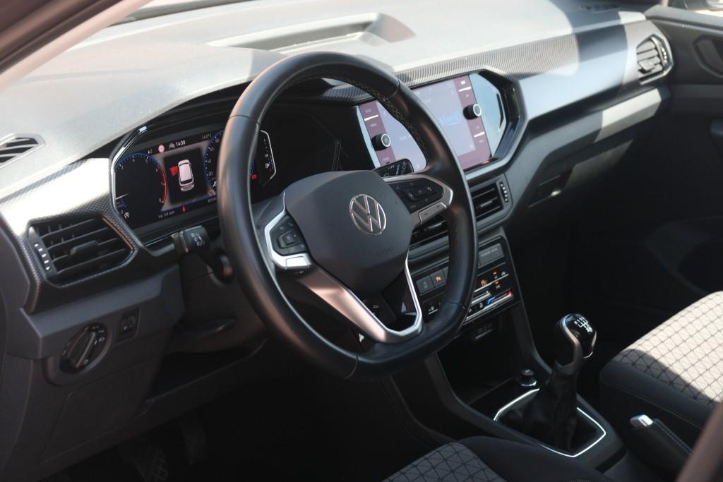 Volkswagen T-Cross 1.0 TSi 95pk Life | Navi | App Connect | Climate | Adaptive Cruise | DAB | PDC afbeelding 8