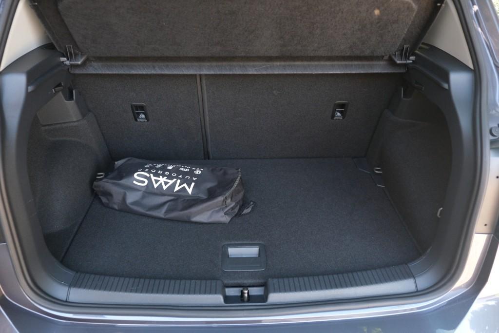 Volkswagen T-Cross 1.0 TSi 95pk Life | Navi | App Connect | Climate | Adaptive Cruise | DAB | PDC afbeelding 30