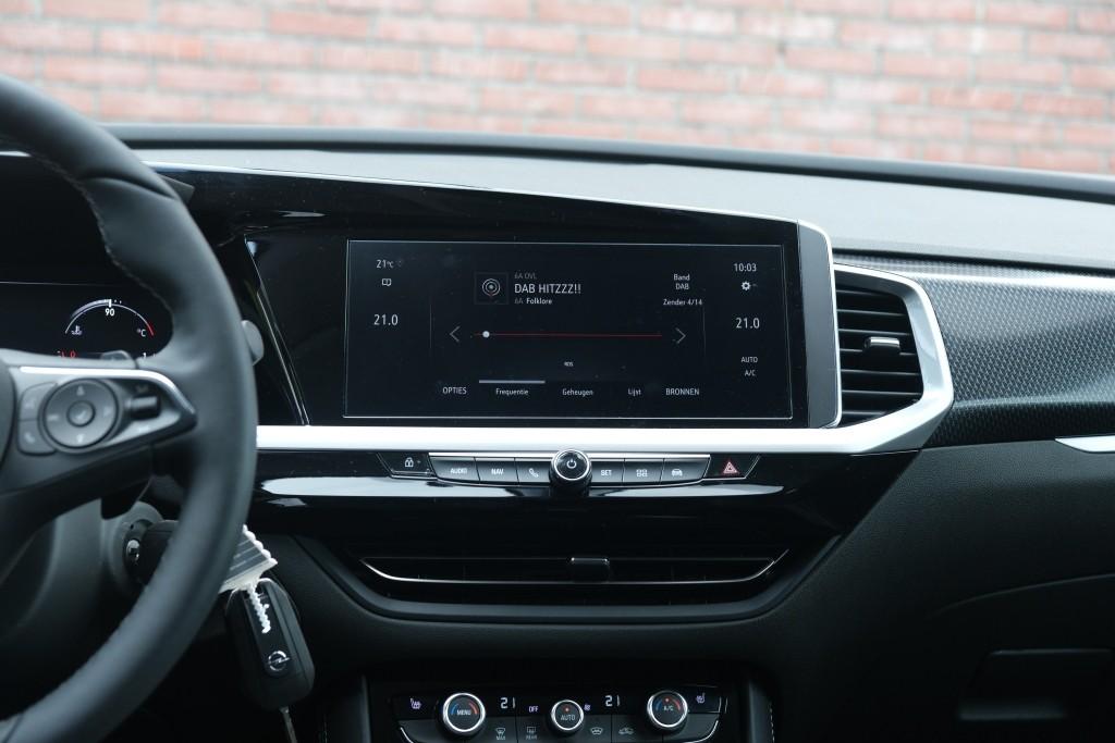 Opel Grandland 1.2 Turbo 130pk EAT8 GS | Navi | App Connect | Adaptive Cruise | Camera | Alcantara | Winter Pakket afbeelding 15