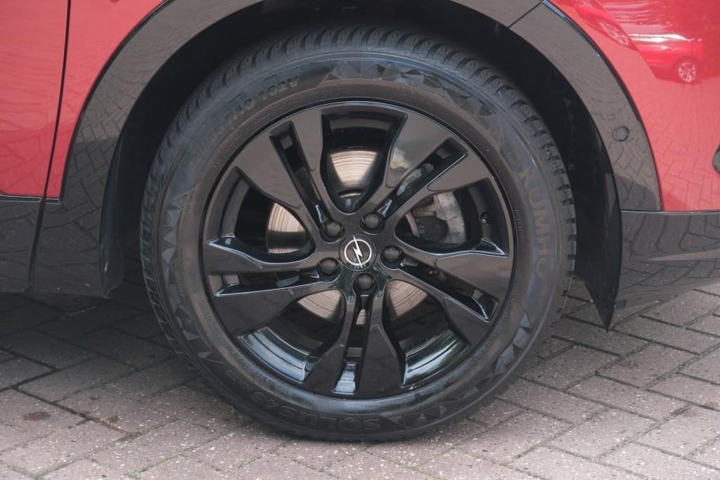 Opel Grandland 1.2 Turbo 130pk EAT8 GS | Navi | App Connect | Adaptive Cruise | Camera | Alcantara | Winter Pakket afbeelding 30