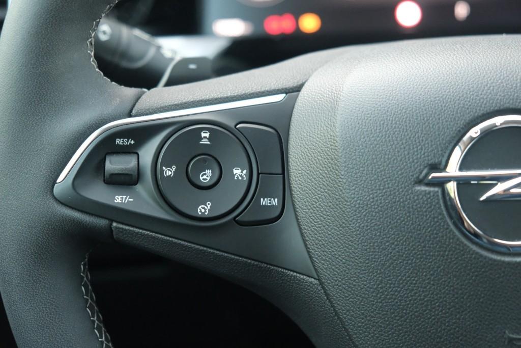 Opel Grandland 1.2 Turbo 130pk EAT8 GS | Navi | App Connect | Adaptive Cruise | Camera | Alcantara | Winter Pakket afbeelding 9