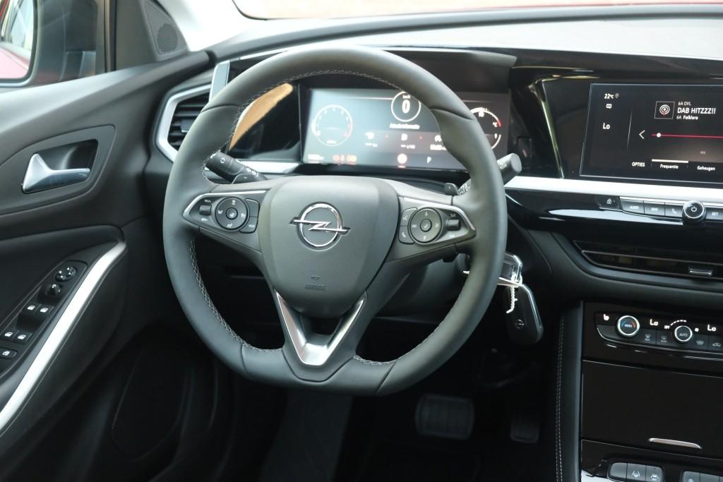 Opel Grandland 1.2 Turbo 130pk EAT8 GS | Navi | App Connect | Adaptive Cruise | Camera | Alcantara | Winter Pakket afbeelding 12