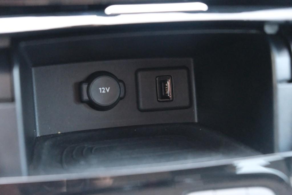 Opel Grandland 1.2 Turbo 130pk EAT8 GS | Navi | App Connect | Adaptive Cruise | Camera | Alcantara | Winter Pakket afbeelding 26