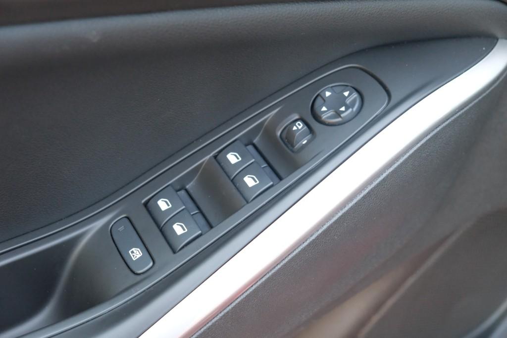 Opel Grandland 1.2 Turbo 130pk EAT8 GS | Navi | App Connect | Adaptive Cruise | Camera | Alcantara | Winter Pakket afbeelding 28