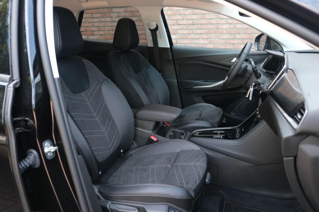 Opel Grandland 1.2 Turbo 130pk EAT8 GS | Navi | App Connect | Adaptive Cruise | Camera | Alcantara | Winter Pakket afbeelding 5