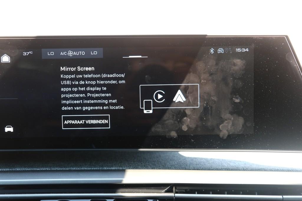 Peugeot 3008 1.2 Hybrid 145pk e-DCS6 GT | Navi | App Connect | Climate | Adaptive Cruise | Camera | Elektrische Achterklep | Winter Pakket afbeelding 19