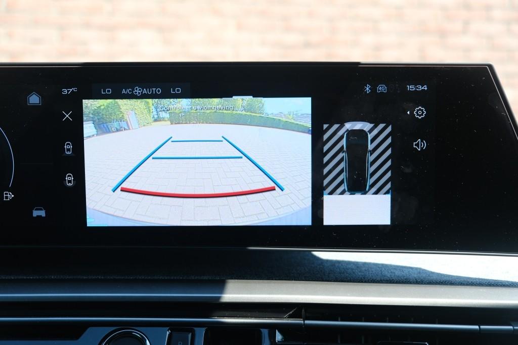 Peugeot 3008 1.2 Hybrid 145pk e-DCS6 GT | Navi | App Connect | Climate | Adaptive Cruise | Camera | Elektrische Achterklep | Winter Pakket afbeelding 20