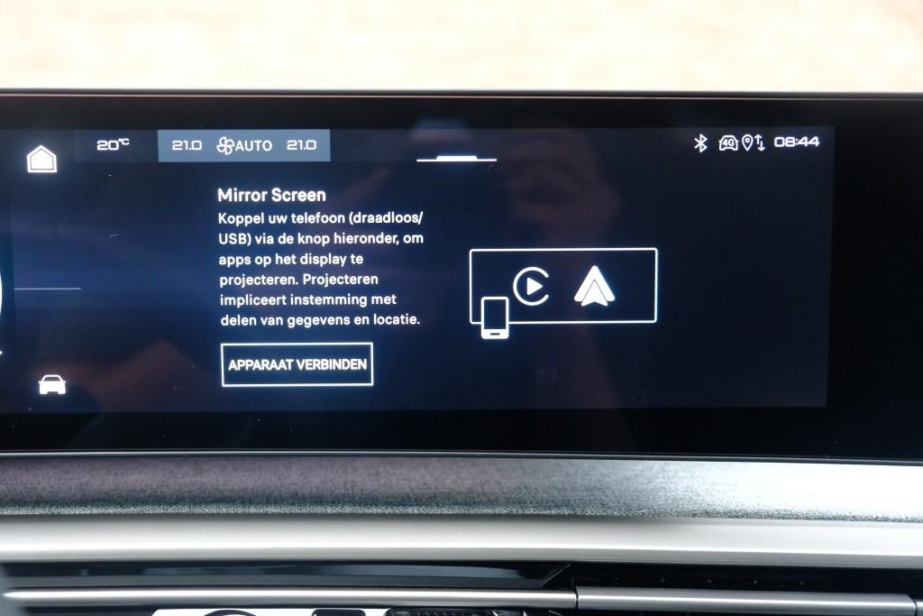 Peugeot 3008 1.2 Hybrid 145pk e-DCS6 GT | Navi | App Connect | Climate | Adaptive Cruise | Camera | Elektrische Achterklep | Winter Pakket afbeelding 18