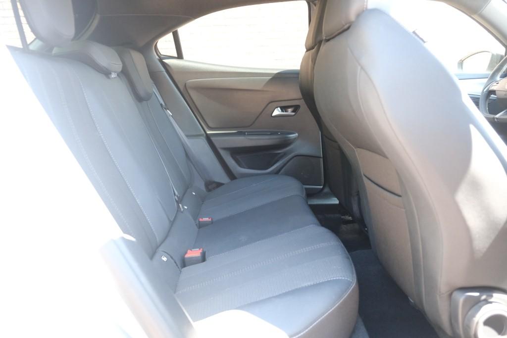 Opel Mokka 1.2 Turbo Hybrid 145pk eDCT6 GS | Navi | App Connect | Climate | Adaptive Cruise | Camera | Dodehoek | PDC afbeelding 3