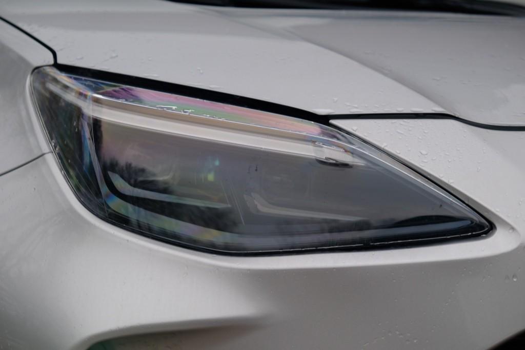 Toyota Yaris Cross 1.5 Hybrid 115pk CVT Dynamic | App Connect | Climate | Adaptive Cruise | Camera | PDC | Stoelverwarming | Stuurwiel Verwarmd afbeelding 2