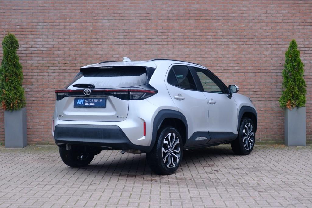 Toyota Yaris Cross 1.5 Hybrid 115pk CVT Dynamic | App Connect | Climate | Adaptive Cruise | Camera | PDC | Stoelverwarming | Stuurwiel Verwarmd afbeelding 32