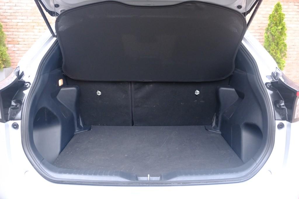 Toyota Yaris Cross 1.5 Hybrid 115pk CVT Dynamic | App Connect | Climate | Adaptive Cruise | Camera | PDC | Stoelverwarming | Stuurwiel Verwarmd afbeelding 33