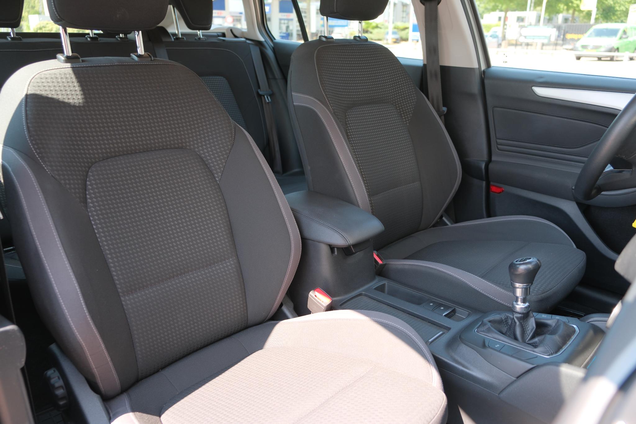 Ford Focus Wagon 1.0 EcoBoost 125pk Active Business | Navi | Camera | PDC | Cruise afbeelding 9
