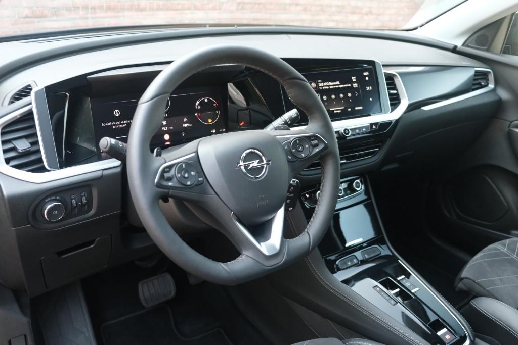 Opel Grandland 1.2 Turbo 130pk EAT8 GS | Navi | App Connect | Adaptive Cruise | Camera | Alcantara | Winterpakket afbeelding 11