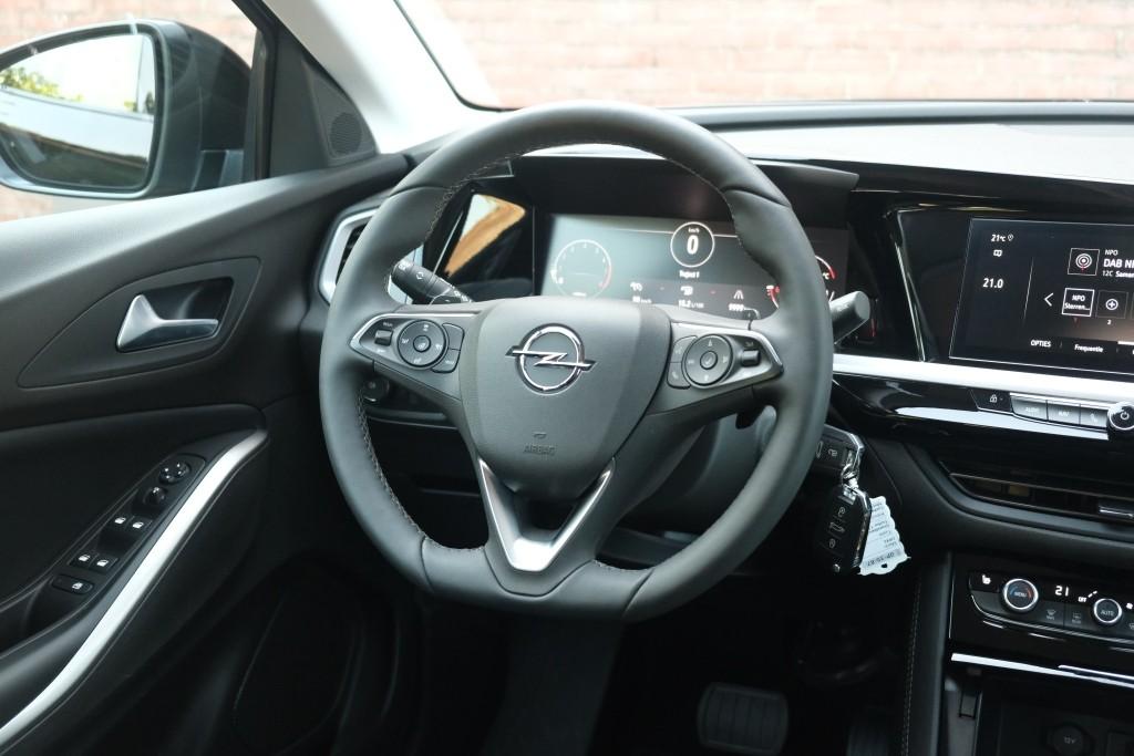 Opel Grandland 1.2 Turbo 130pk EAT8 GS | Navi | App Connect | Adaptive Cruise | Camera | Alcantara | Winterpakket afbeelding 14