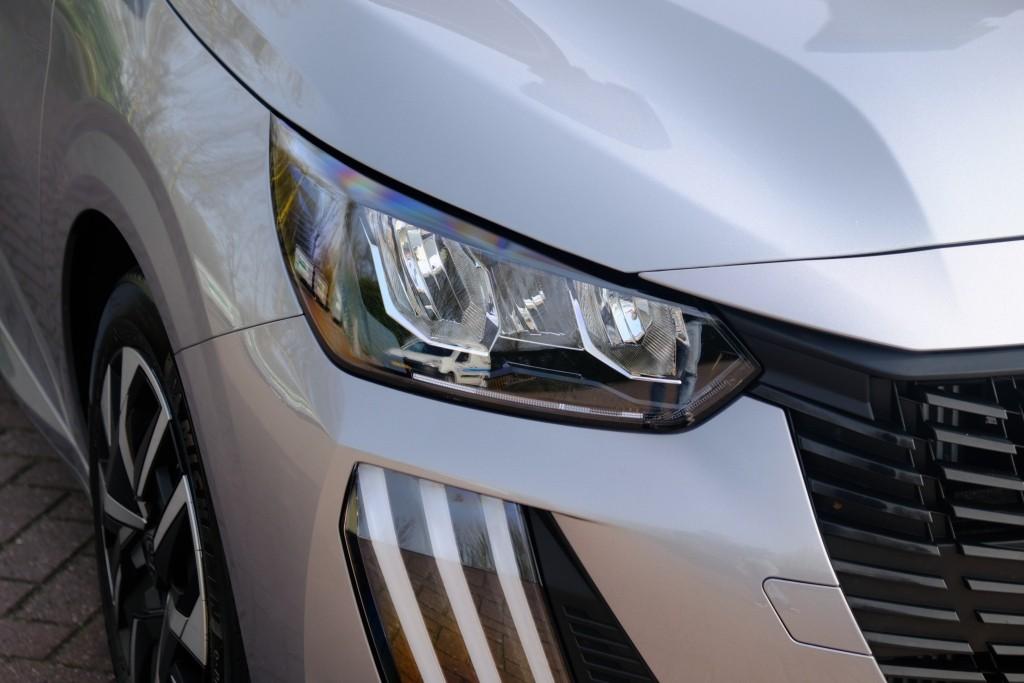 Peugeot 208 1.2 PureTech 100pk Style | Private Lease vanaf € 349,- p.m. afbeelding 2