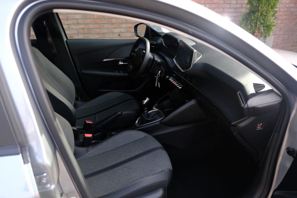 Peugeot 208 1.2 PureTech 100pk Style | Private Lease vanaf € 349,- p.m. afbeelding 4