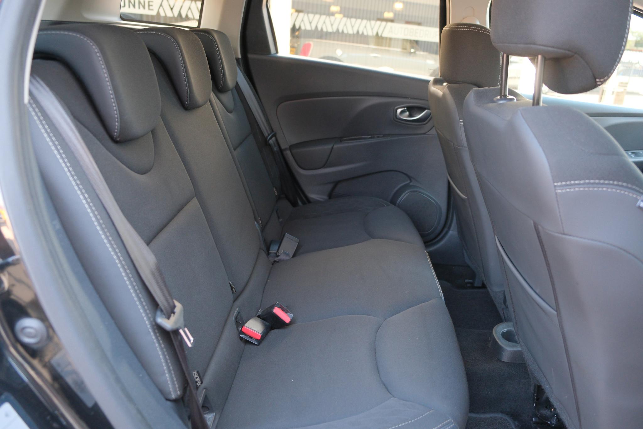 Renault Clio 0.9 TCe 90pk Estate Limited | Navi | Airco | PDC | Trekhaak afbeelding 9