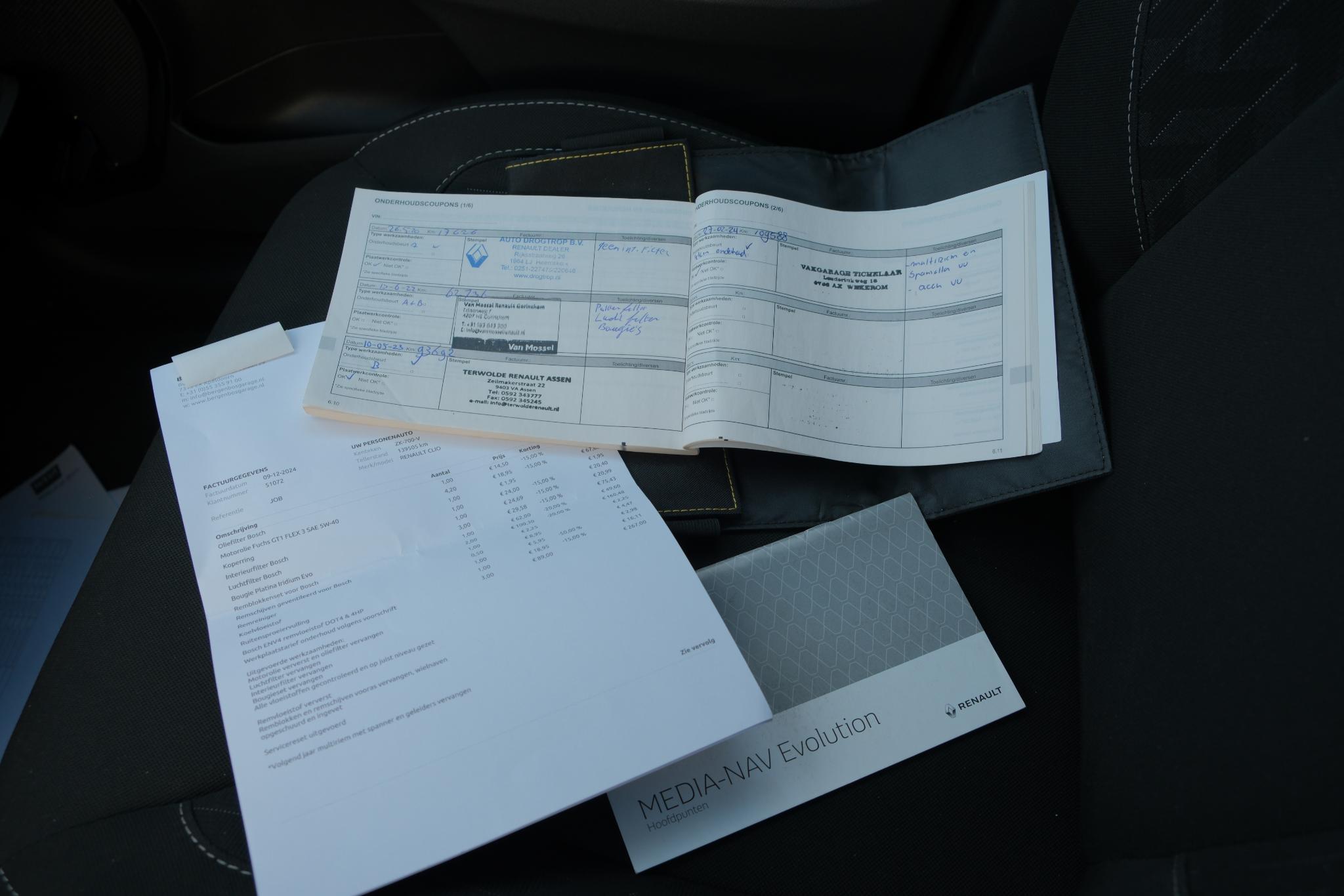 Renault Clio 0.9 TCe 90pk Estate Limited | Navi | Airco | PDC | Trekhaak afbeelding 19