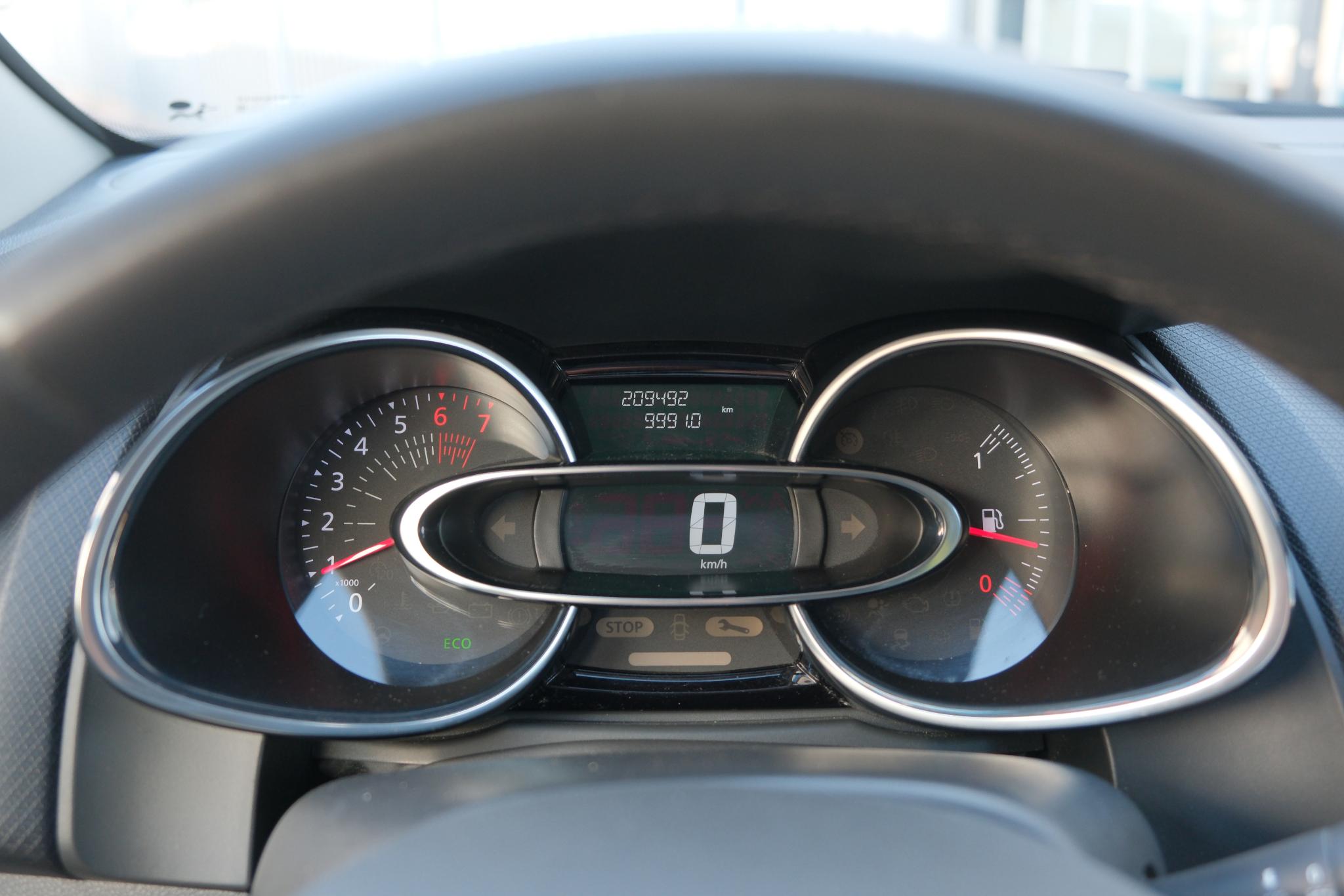 Renault Clio 0.9 TCe 90pk Estate Limited | Navi | Airco | PDC | Trekhaak afbeelding 18
