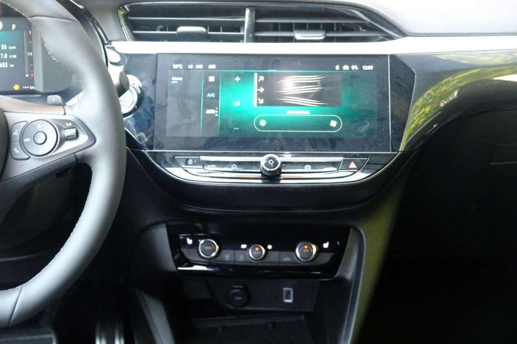 Opel Corsa 1.2 Turbo Hybrid 145pk eDCT6 GS | Navi | App Connect | Climate | Adaptive Cruise | Camera | Keyless | Winter Pakket afbeelding 14