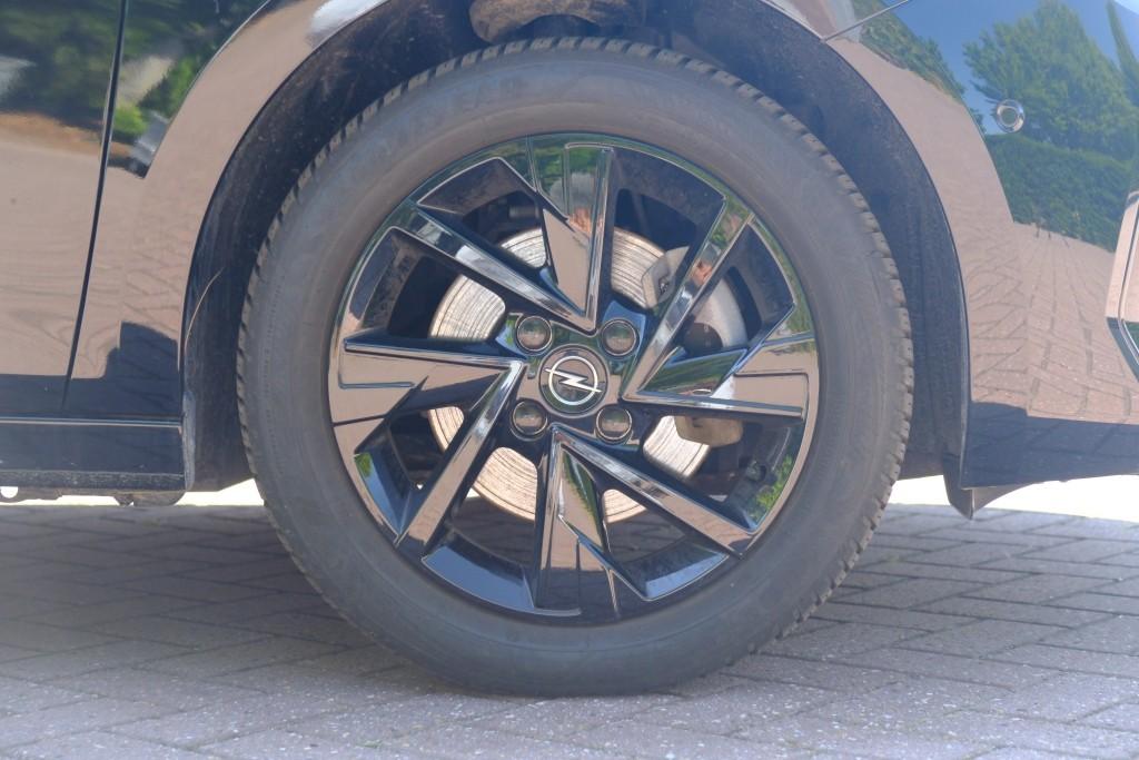 Opel Corsa 1.2 Turbo Hybrid 145pk eDCT6 GS | Navi | App Connect | Climate | Adaptive Cruise | Camera | Keyless | Winter Pakket afbeelding 29