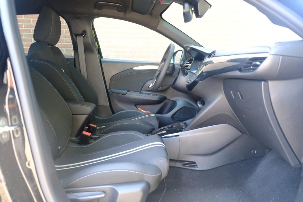Opel Corsa 1.2 Turbo Hybrid 145pk eDCT6 GS | Navi | App Connect | Climate | Adaptive Cruise | Camera | Keyless | Winter Pakket afbeelding 4