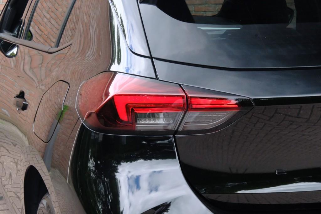 Opel Corsa 1.2 Turbo Hybrid 145pk eDCT6 GS | Navi | App Connect | Climate | Adaptive Cruise | Camera | Keyless | Winter Pakket afbeelding 30