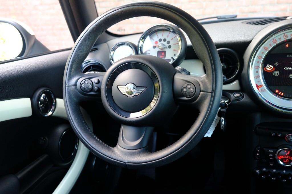 MINI Cooper Cabrio 1.6 122pk Pepper | Climate | Cruise | Leder | Stoelverwarming | PDC | Trekhaak afbeelding 12