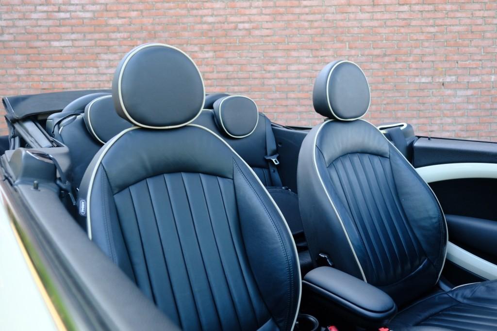 MINI Cooper Cabrio 1.6 122pk Pepper | Climate | Cruise | Leder | Stoelverwarming | PDC | Trekhaak afbeelding 14