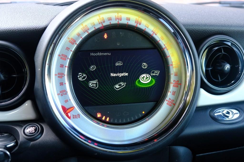 MINI Cooper Cabrio 1.6 122pk Pepper | Climate | Cruise | Leder | Stoelverwarming | PDC | Trekhaak afbeelding 15