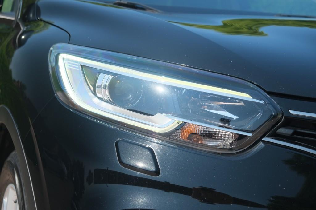 Renault Kadjar 1.3 TCe 140pk EDC Limited | Navi | App Connect | Climate | Cruise | PDC | Trekhaak afbeelding 2