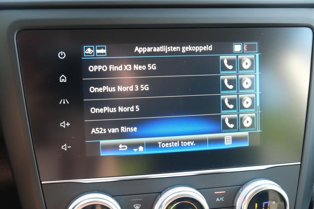 Renault Kadjar 1.3 TCe 140pk EDC Limited | Navi | App Connect | Climate | Cruise | PDC | Trekhaak afbeelding 16