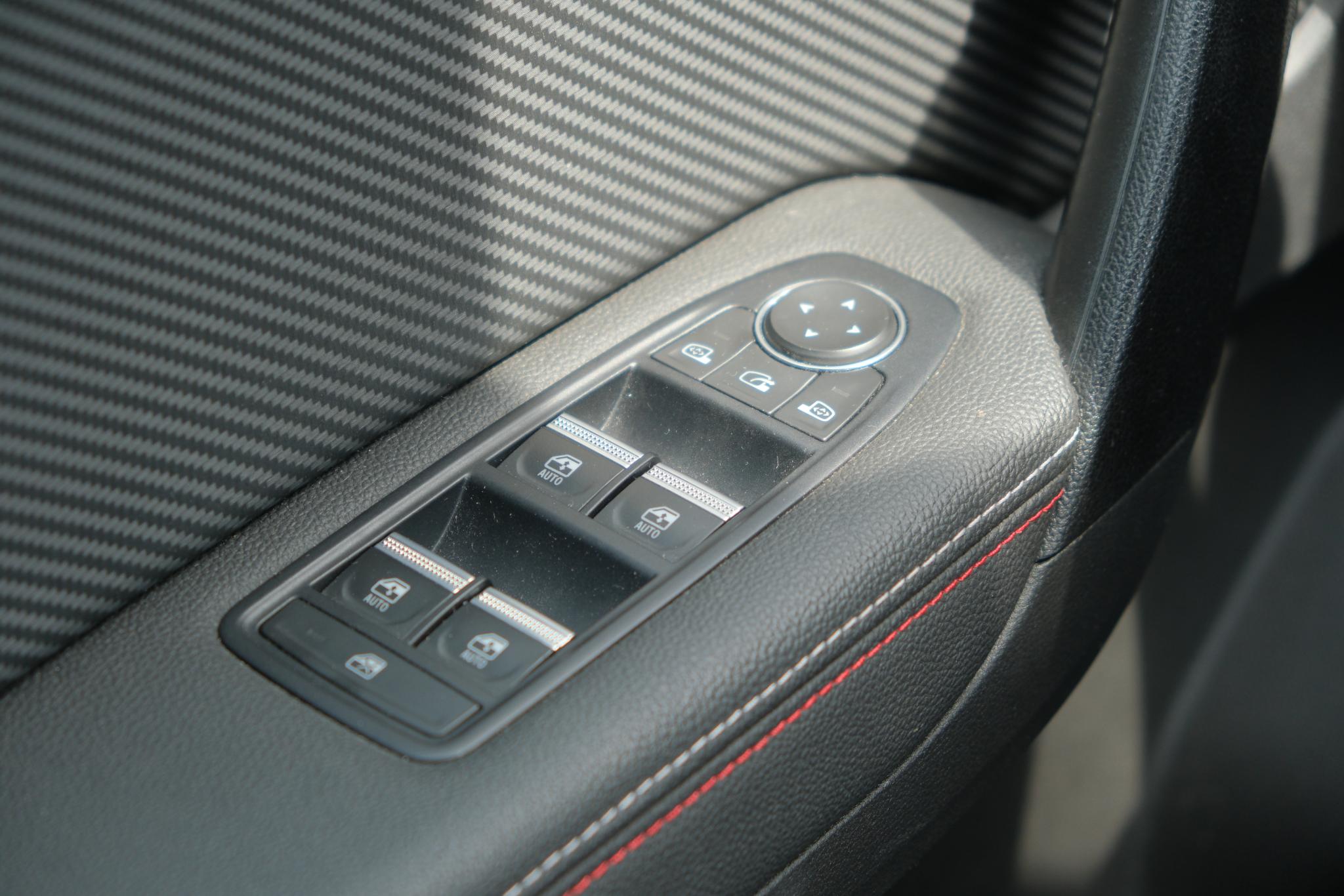 Renault Captur 1.3 TCe 140 R.S. Line | Navi | Climate | Cruise | Camera | PDC | Trekhaak afbeelding 20